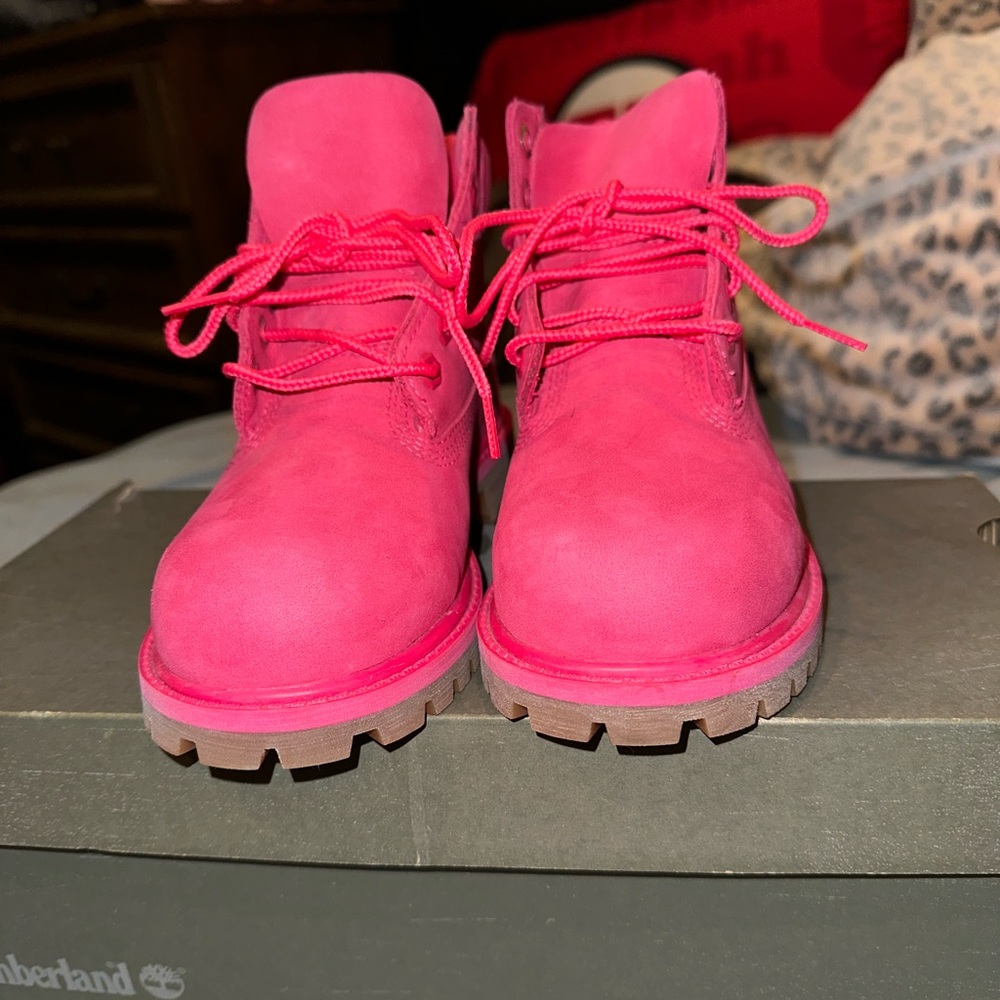 Youth Timberline boots size 13